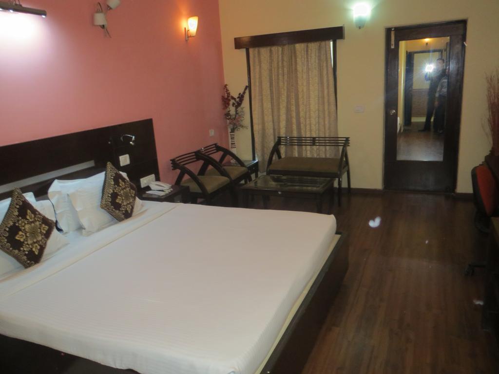 Green Villa Bed & Breakfast New Delhi Exterior photo
